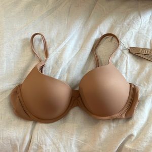 Skims t-shirt push up bra 34C ochre